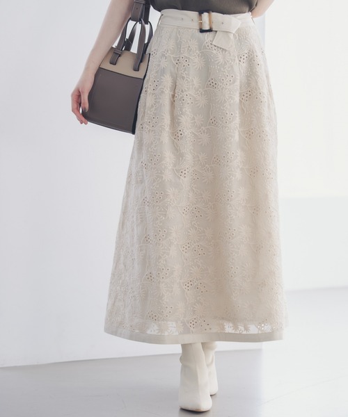 Andemiu(アンデミュウ)の「ベルトツキレーススカート215843(スカート・レディース・ベージュ/カーキ/ブルー・SMALL/MEDIUM)」の1枚目の写真