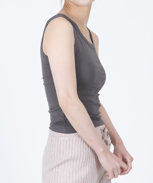 Anuenue（アヌエヌエ）の「両肩アシンメトリータンクトップ（タンクトップ・レディース・ブラック/グレー/ベージュ/ホワイト・S/M/L/2L）」の13枚目の写真