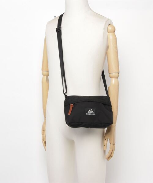 GREGORY（グレゴリー）の「ENVELOPE SHOULDER / エンベロップショルダー / ブラック（ショルダーバッグ・メンズ・ブラック・FREE）」の2枚目の写真