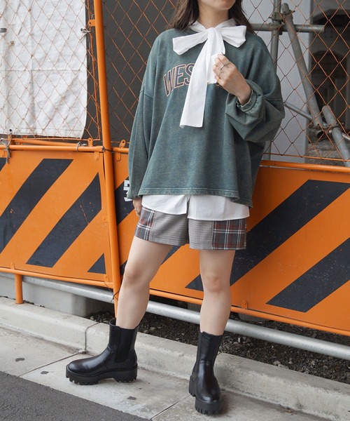 179/WG（イチナナキュウダブルジー）の「スノーウォッシュワッペンスウェット（Tシャツ/カットソー・レディース・ブラック/グリーン・FREE）」の4枚目の写真