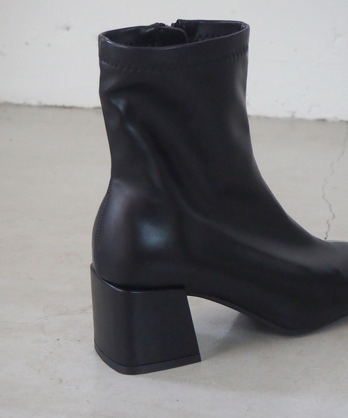 tiptop（ティップトップ）の「ストレッチスクエアブーツ（ブーツ・レディース・アイボリー/ブラック・M/L）」の12枚目の写真