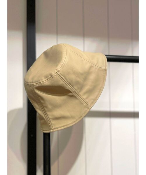 Ungrid（アングリッド）の「フェイクレザーバケットハット（ハット・レディース・ブラック/ブラウン/アイボリー・FREE）」の4枚目の写真