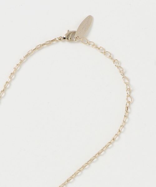 NATURAL BEAUTY BASIC（ナチュラルビューティーベーシック）の「淡水パールドロップＹネックレス（ネックレス・レディース・シルバー/ゴールド・ﾌﾘ-）」の4枚目の写真