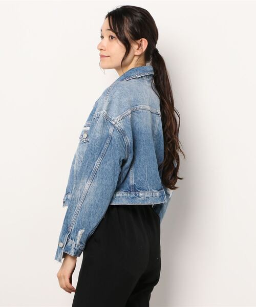 ALLSAINTS（オールセインツ）の「BETH PATCH JACKET | BETH PATCH ジャケット（デニムジャケット・レディース・インディゴブルー・2/10/8/6/4）」の4枚目の写真