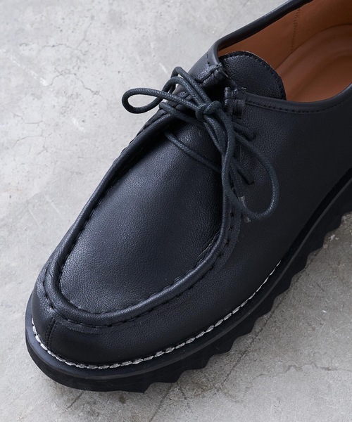 INTER FACTORY（インターファクトリー）の「ファッションインフルエンサー DAISUKE - シャークソールチロリアンレザーシューズ　made in INTER FACTORY（ドレスシューズ・メンズ・ブラック・SMALL/MEDIUM/LARGE）」の12枚目の写真