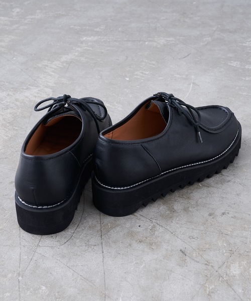 INTER FACTORY（インターファクトリー）の「ファッションインフルエンサー DAISUKE - シャークソールチロリアンレザーシューズ　made in INTER FACTORY（ドレスシューズ・メンズ・ブラック・SMALL/MEDIUM/LARGE）」の8枚目の写真