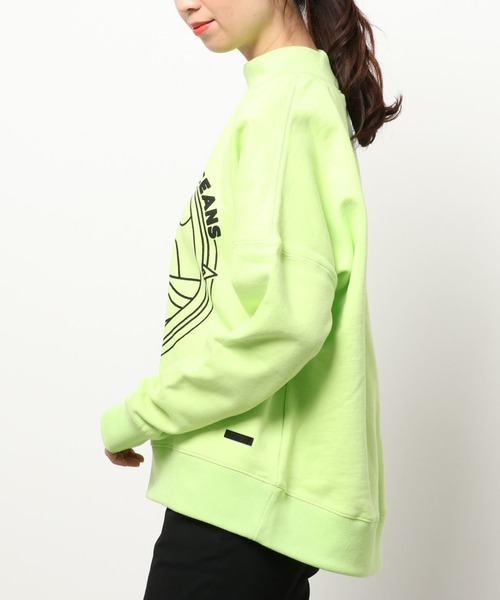 PIPING HOT FUTURE（パイピングホットフューチャー）の「L/S OVERSIZE MOCK NECK CREW PULLOVE（スウェット・レディース・ライム・S/XS）」の8枚目の写真