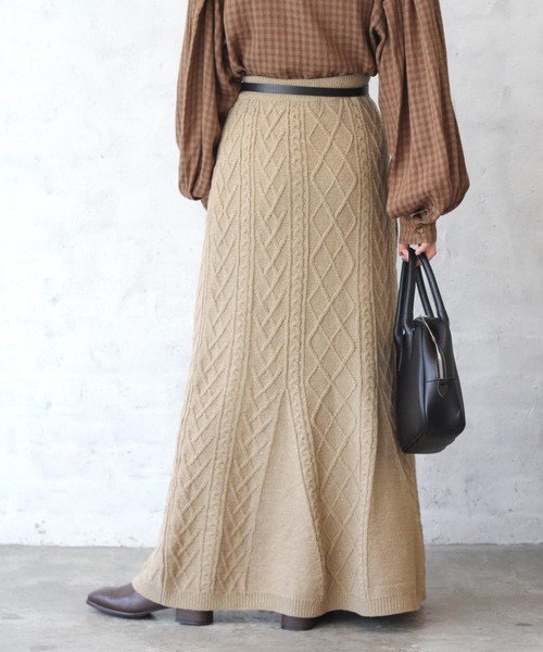 Crisp（クリスプ）の「ケーブルマーメイドスカート（スカート・レディース・ベージュ/グレー・FREE）」の15枚目の写真
