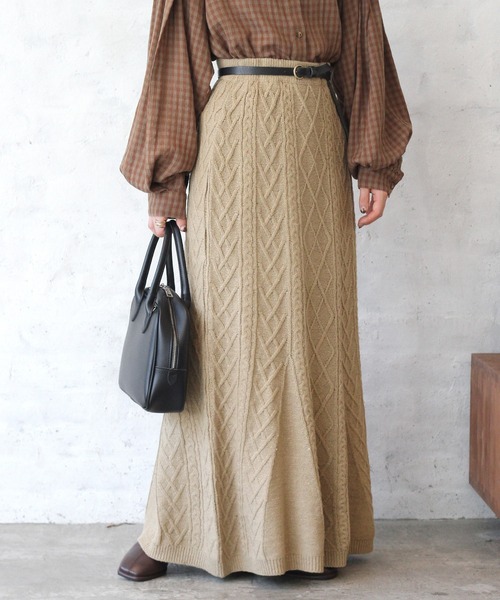 Crisp（クリスプ）の「ケーブルマーメイドスカート（スカート・レディース・ベージュ/グレー・FREE）」の8枚目の写真