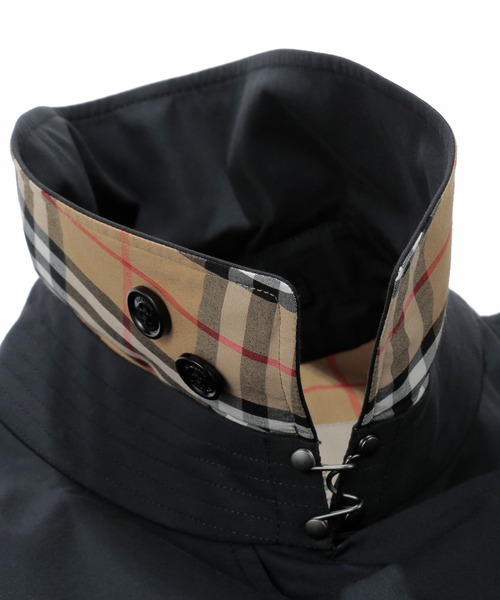 BURBERRY（バーバリー）の「BURBERRY KENSINGTON TRENC COAT バーバリー ケンジントン ヘリテージ トレンチコート（トレンチコート・メンズ・ブラック・48）」の2枚目の写真