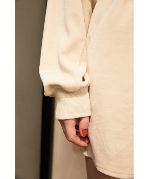 SLY（スライ）の「【Sly Skin】VELOURS CROP TOPS/クロップトップス（ルームウェア/パジャマ・レディース・アイボリー/ミント・FREE）」の17枚目の写真