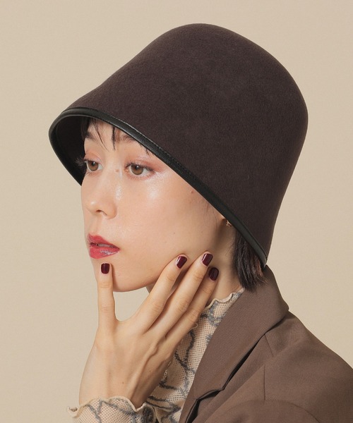 Ray BEAMS（レイビームス）の「Ray BEAMS / フェルト パイピング ハット（ハット・レディース・ブラウン/ブルー・ONE SIZE）」の2枚目の写真