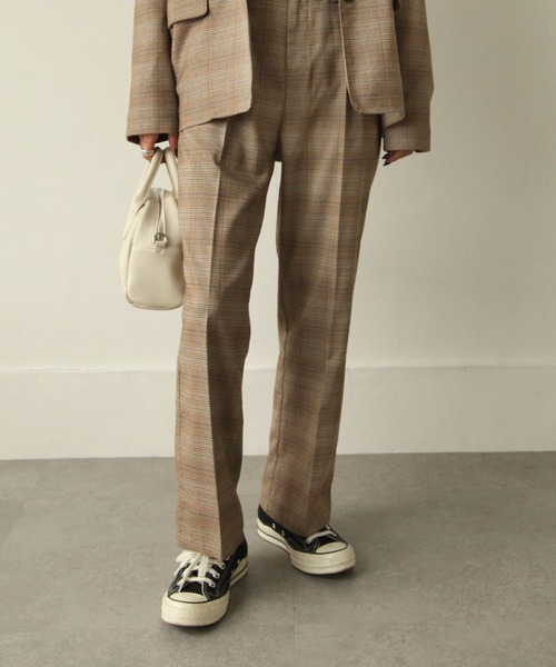 Chillfar(チルファー)の「タータンチェックフレアパンツ(スラックス・レディース・ダークブラウン/ブラウン/グレー・MEDIUM/LARGE)」の12枚目の写真