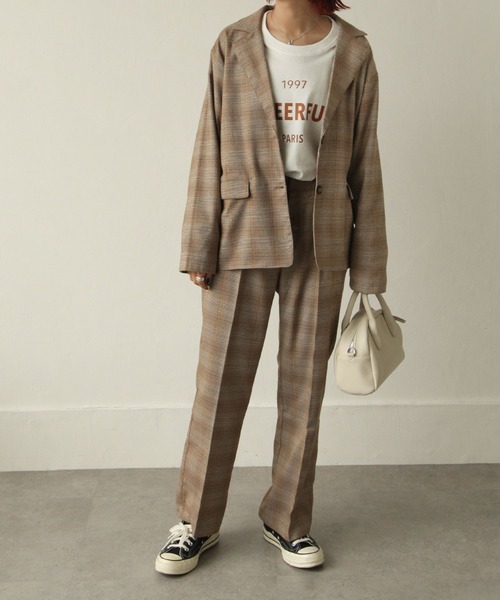 Chillfar(チルファー)の「タータンチェックフレアパンツ(スラックス・レディース・ダークブラウン/ブラウン/グレー・MEDIUM/LARGE)」の8枚目の写真