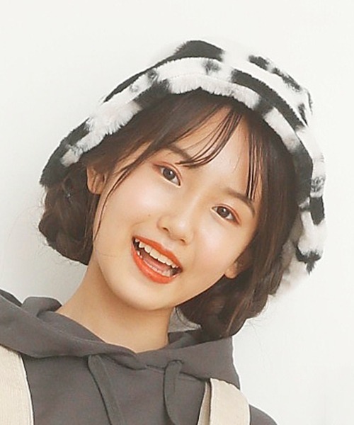 LOVETOXIC（ラブトキシック）の「【もこもこ】ボアバケットハット（ハット・キッズ・アイボリー/マルチ/チャコール・FREE）」の20枚目の写真