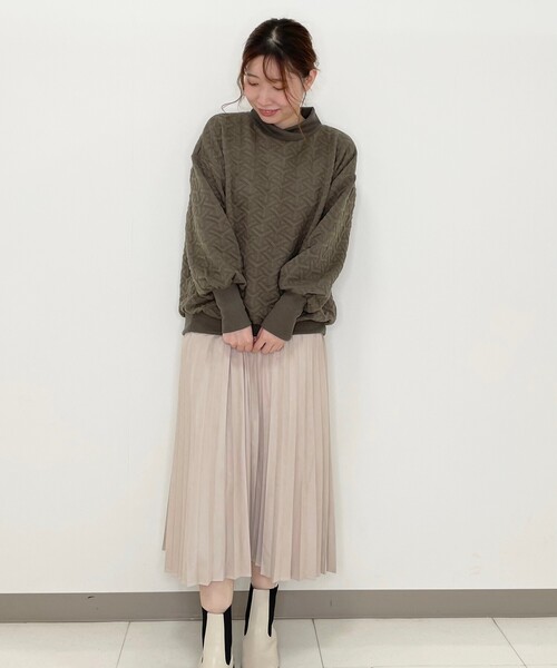 SHOO・LA・RUE（シューラルー）の「◆キルティングスウェット（スウェット・レディース・ブラック/アイボリー/サンドベージュ/ピンク系・00）」の18枚目の写真