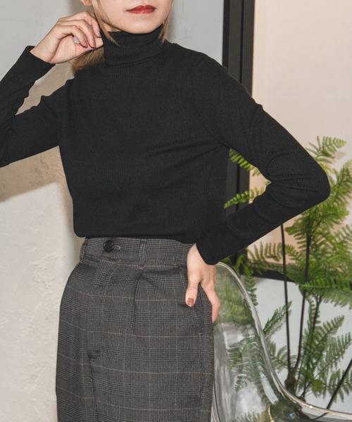 kutir(クティール)の「裏起毛タートルネックインナー(Tシャツ/カットソー・レディース・ブラック/アイボリー・FREE)」の8枚目の写真