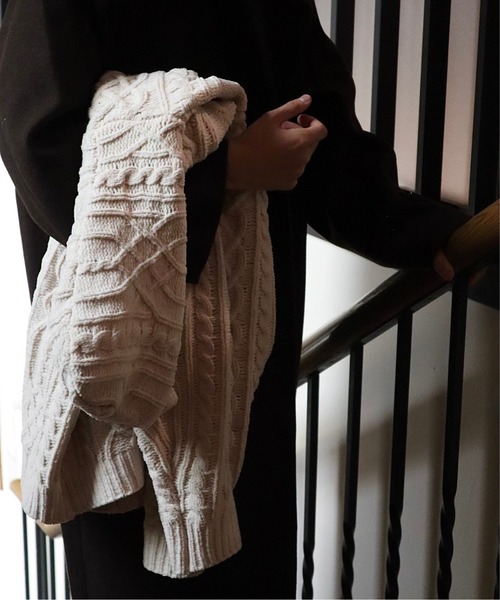 INTER FACTORY（インターファクトリー）の「【WEARISTA 風早ゆうた - リラックス フィッシャーマン ニット プルオーバー / ケーブル アランセーター フード付き　made in INTER FACTORY】（パーカー・メンズ・アイボリー・MEDIUM/LARGE）」の4枚目の写真