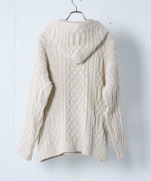 INTER FACTORY（インターファクトリー）の「【WEARISTA 風早ゆうた - リラックス フィッシャーマン ニット プルオーバー / ケーブル アランセーター フード付き　made in INTER FACTORY】（パーカー・メンズ・アイボリー・MEDIUM/LARGE）」の9枚目の写真