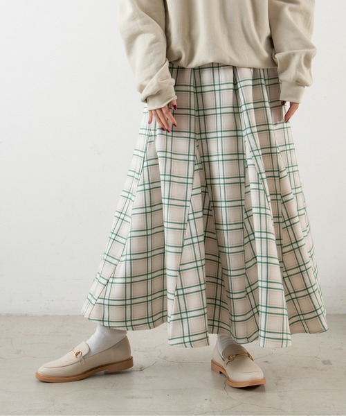 ANGIE(アンジー)の「ハイウエストチェック柄マーメイドロングスカート(スカート・レディース・ブラック系その他/グリーン系その他/ホワイト系その他・FREE)」の1枚目の写真