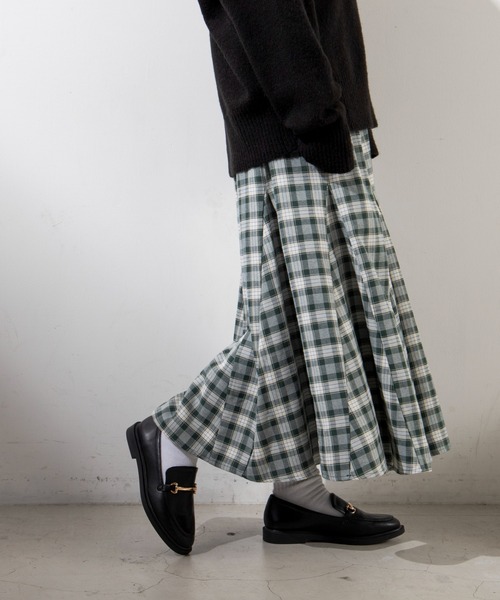 ANGIE(アンジー)の「ハイウエストチェック柄マーメイドロングスカート(スカート・レディース・ブラック系その他/グリーン系その他/ホワイト系その他・FREE)」の22枚目の写真