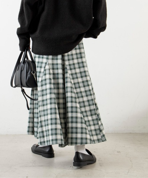 ANGIE(アンジー)の「ハイウエストチェック柄マーメイドロングスカート(スカート・レディース・ブラック系その他/グリーン系その他/ホワイト系その他・FREE)」の5枚目の写真
