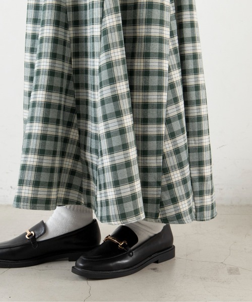 ANGIE(アンジー)の「ハイウエストチェック柄マーメイドロングスカート(スカート・レディース・ブラック系その他/グリーン系その他/ホワイト系その他・FREE)」の11枚目の写真