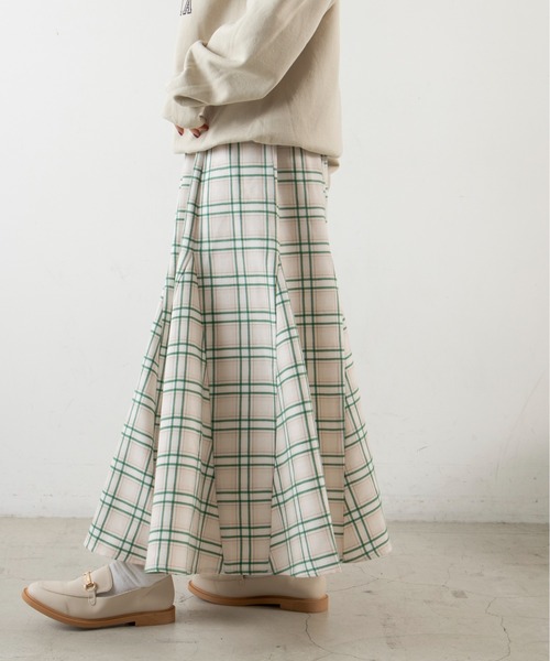 ANGIE(アンジー)の「ハイウエストチェック柄マーメイドロングスカート(スカート・レディース・ブラック系その他/グリーン系その他/ホワイト系その他・FREE)」の13枚目の写真