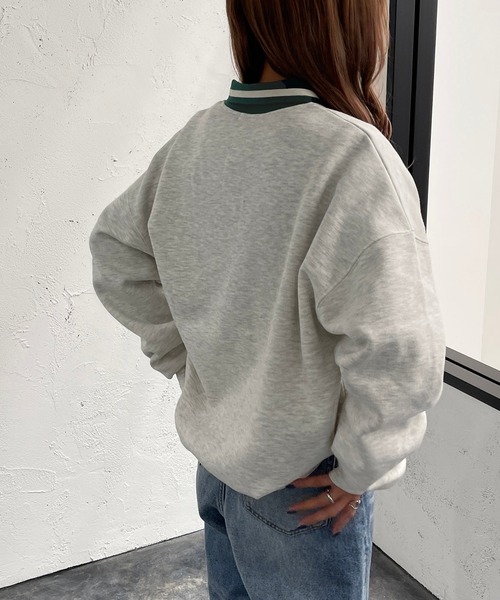 apres jour mignon(アプレジュールミニョン)の「カレッジロゴポロスウェット【ZOZOTOWN限定アイテム】(スウェット・レディース・オレンジ/グリーン/ナチュラル・X-LARGE/フリー)」の4枚目の写真