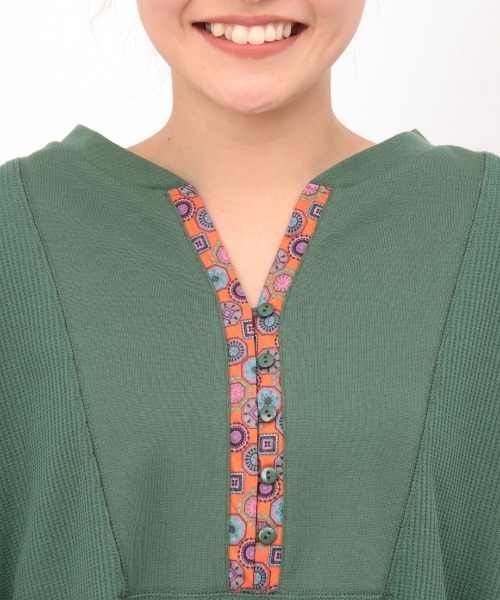 チチカカ（チチカカ）の「吸汗速乾ワッフルチュニックプルオーバー（Tシャツ/カットソー・レディース・グリーン/イエロー/アイボリー・FREE）」の12枚目の写真