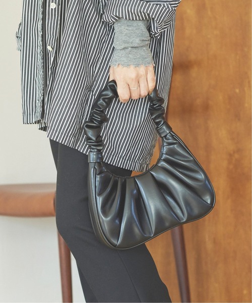 plage（プラージュ）の「【JW PEI/ジェイダブリューペイ】GABBI バッグ◆（ハンドバッグ・レディース・ブラック/サックスブルー・FREE）」の8枚目の写真