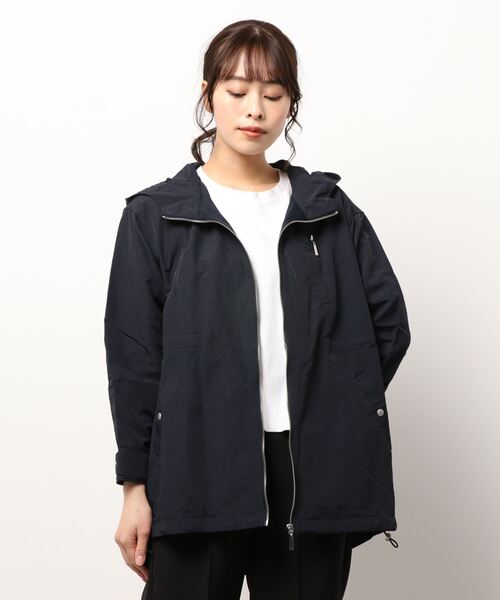 BELLUNA（ベルーナ）の「便利な８ポケット付マウンテンパーカー（マウンテンパーカー・レディース・ベージュ/ネイビー/カーキ/コーラル・MEDIUM/LARGE/X-LARGE）」の14枚目の写真