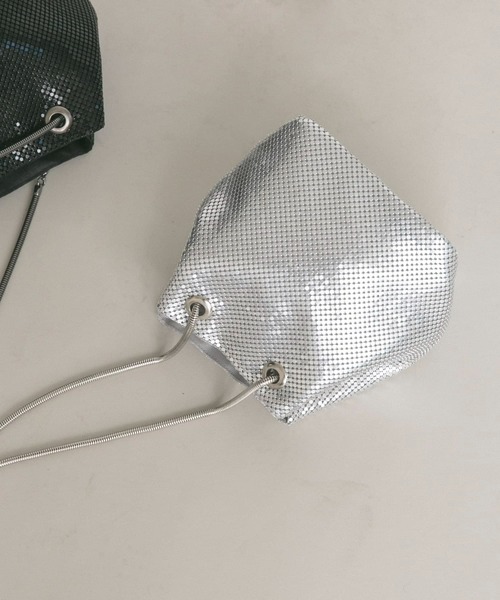URBAN RESEARCH ROSSO（アーバンリサーチロッソ）の「メタルメッシュバッグ（ショルダーバッグ・レディース・ブラック/シルバー・FREE）」の2枚目の写真