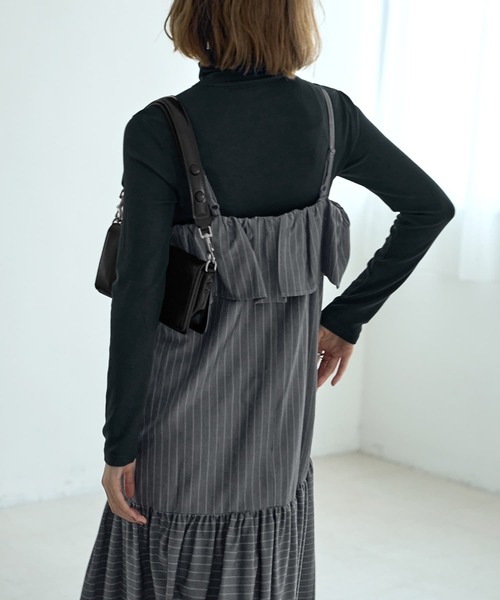 ピンストライプ柄キャミ型ジャンパースカート（ジャンパースカート