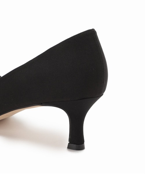 LE TALON（ルタロン）の「5.5cmVカットサイドオープン（パンプス・レディース・ブラック×ブラック/ベージュ/スミクロ・22.5cm/23.5cm/23cm/24cm/24.5cm/25.5cm/21/22cm/21.5/25cm）」の7枚目の写真