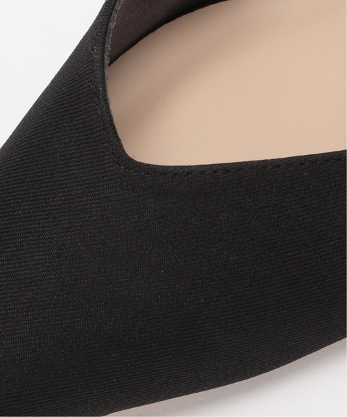 LE TALON（ルタロン）の「5.5cmVカットサイドオープン（パンプス・レディース・ブラック×ブラック/ベージュ/スミクロ・22.5cm/23.5cm/23cm/24cm/24.5cm/25.5cm/21/22cm/21.5/25cm）」の11枚目の写真