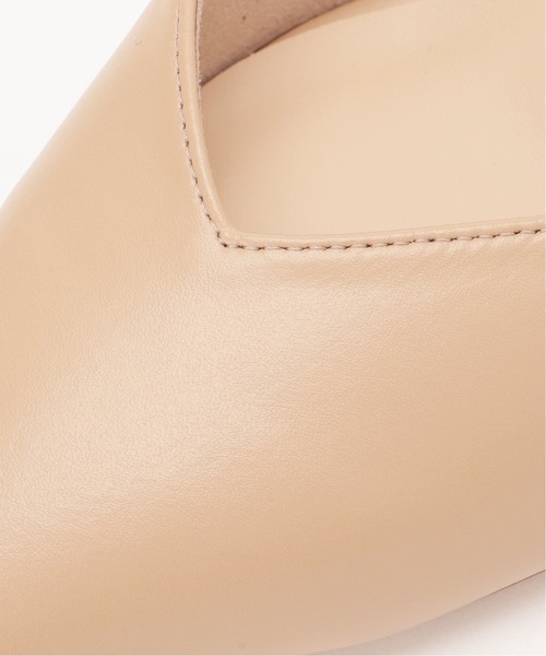 LE TALON（ルタロン）の「5.5cmVカットサイドオープン（パンプス・レディース・ブラック×ブラック/ベージュ/スミクロ・22.5cm/23.5cm/23cm/24cm/24.5cm/25.5cm/21/22cm/21.5/25cm）」の12枚目の写真