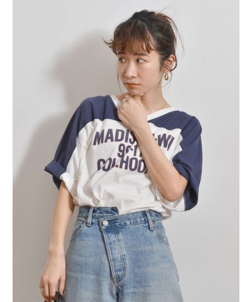 Ungrid（アングリッド）の「VネックフットボールロゴTee（Tシャツ/カットソー・レディース・ネイビー/グリーン/ボルドー・FREE）」の3枚目の写真