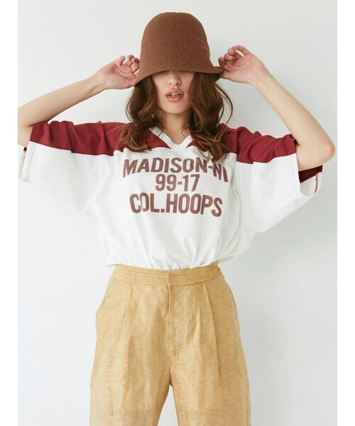 Ungrid（アングリッド）の「VネックフットボールロゴTee（Tシャツ/カットソー・レディース・ネイビー/グリーン/ボルドー・FREE）」の14枚目の写真