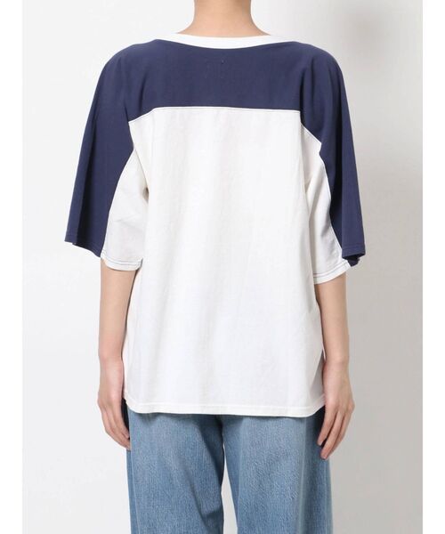 Ungrid（アングリッド）の「VネックフットボールロゴTee（Tシャツ/カットソー・レディース・ネイビー/グリーン/ボルドー・FREE）」の19枚目の写真