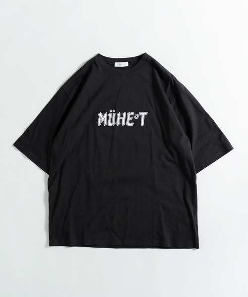 MUHET(ミュエータ)の「ロゴプリントTシャツ(Tシャツ/カットソー・レディース・ホワイト/チャコールグレー・MEDIUM/X-LARGE)」の1枚目の写真