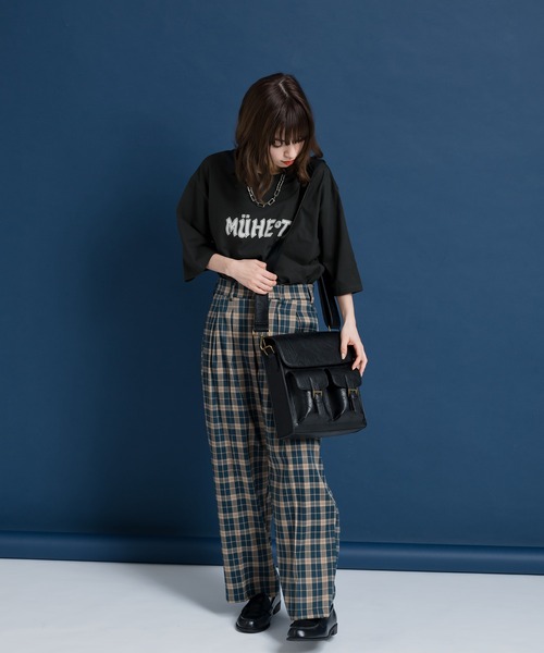 MUHET(ミュエータ)の「ロゴプリントTシャツ(Tシャツ/カットソー・レディース・ホワイト/チャコールグレー・MEDIUM/X-LARGE)」の11枚目の写真