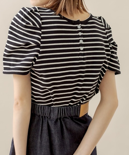 mline（エムライン）の「[mline] ﾎﾞｰﾀﾞｰﾊﾟﾌ半袖ﾌﾟﾙｵｰﾊﾞｰ（Tシャツ/カットソー・レディース・オフホワイト/ブラック/パープル/オレンジ・FREE）」の3枚目の写真