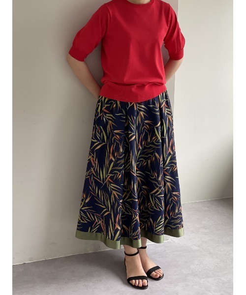 BEARDSLEY（ビアズリー）の「リーフプリントスカート（スカート・レディース・ネイビー・FREE）」の9枚目の写真