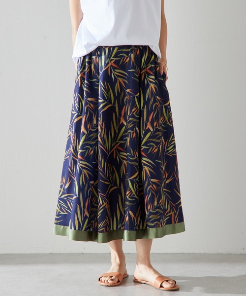 BEARDSLEY（ビアズリー）の「リーフプリントスカート（スカート・レディース・ネイビー・FREE）」の12枚目の写真