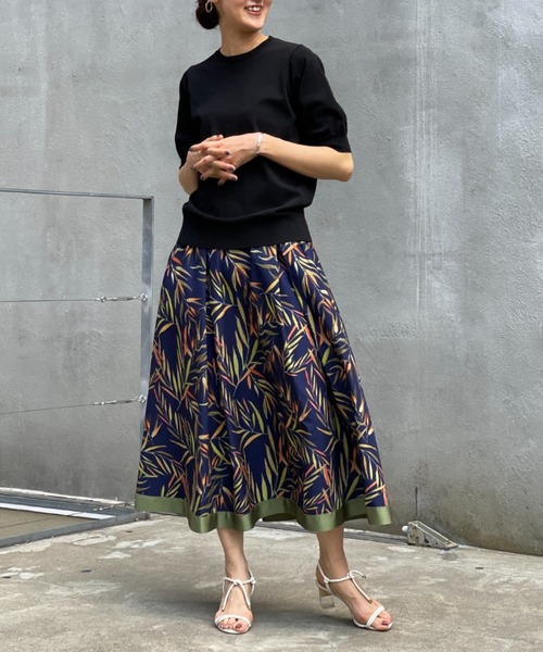 BEARDSLEY（ビアズリー）の「リーフプリントスカート（スカート・レディース・ネイビー・FREE）」の14枚目の写真