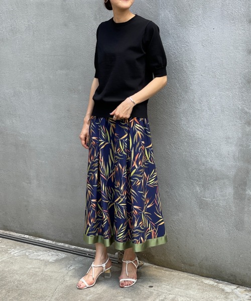 BEARDSLEY（ビアズリー）の「リーフプリントスカート（スカート・レディース・ネイビー・FREE）」の22枚目の写真