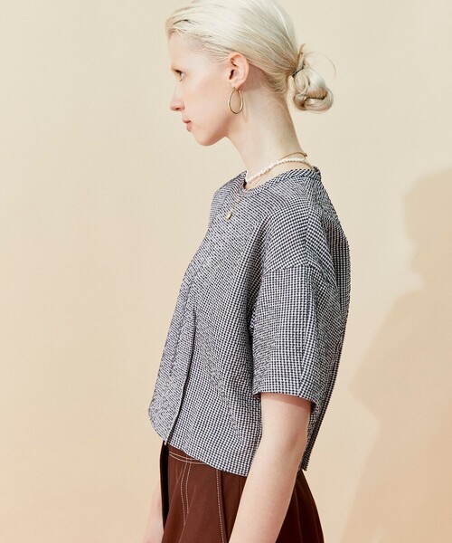 INella（イネラ）の「【INella/イネラ】シアサッカークロップドトップス（Tシャツ/カットソー・レディース・ブラック/その他2/ホワイト・FREE）」の22枚目の写真