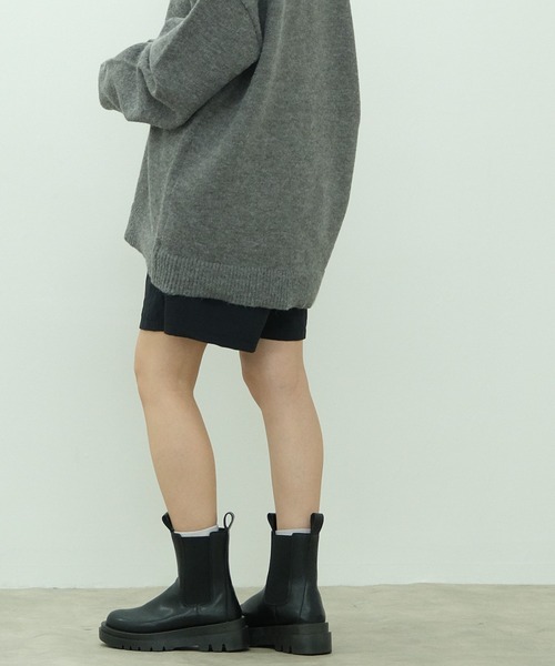 HEILIS（ヘイリス）の「サイドゴアショートブーツ / チェルシーブーツ トラックソール サイドゴア ブラック（ブーツ・レディース・ブラック・23/23.5/24/24.5/25）」の10枚目の写真