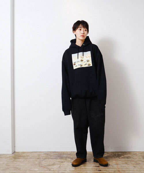 Diaspora Skateboards(ディアスポラスケートボーズ)の「Diaspora Skateboards / Home Boy Hoody(パーカー・メンズ・ブラック・MEDIUM/X-LARGE/LARGE)」の2枚目の写真